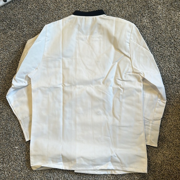 Brand new unisex Chef Designs chef coat multiple sizes available. - Picture 4 of 5